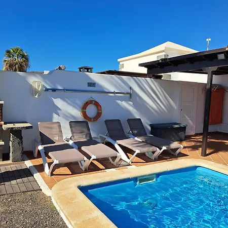 De La Paz Villa Playa Blanca (Lanzarote)