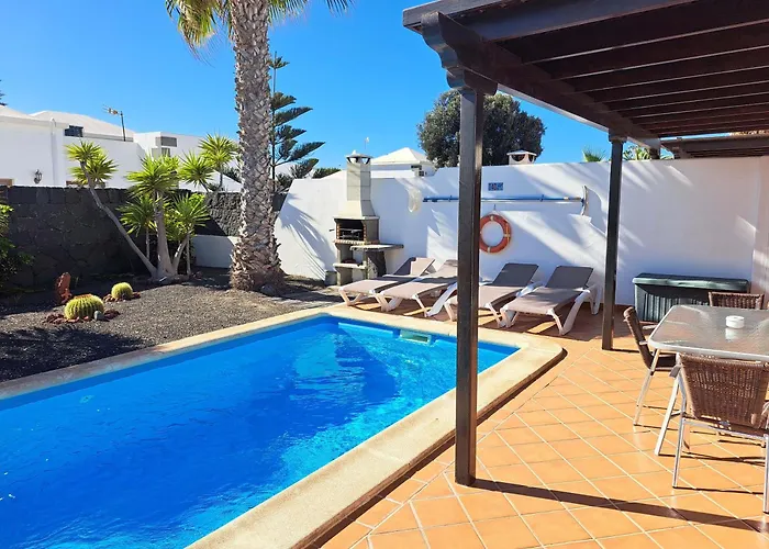 De La Paz Playa Blanca (Lanzarote)