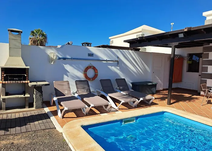 De La Paz * Playa Blanca (Lanzarote)